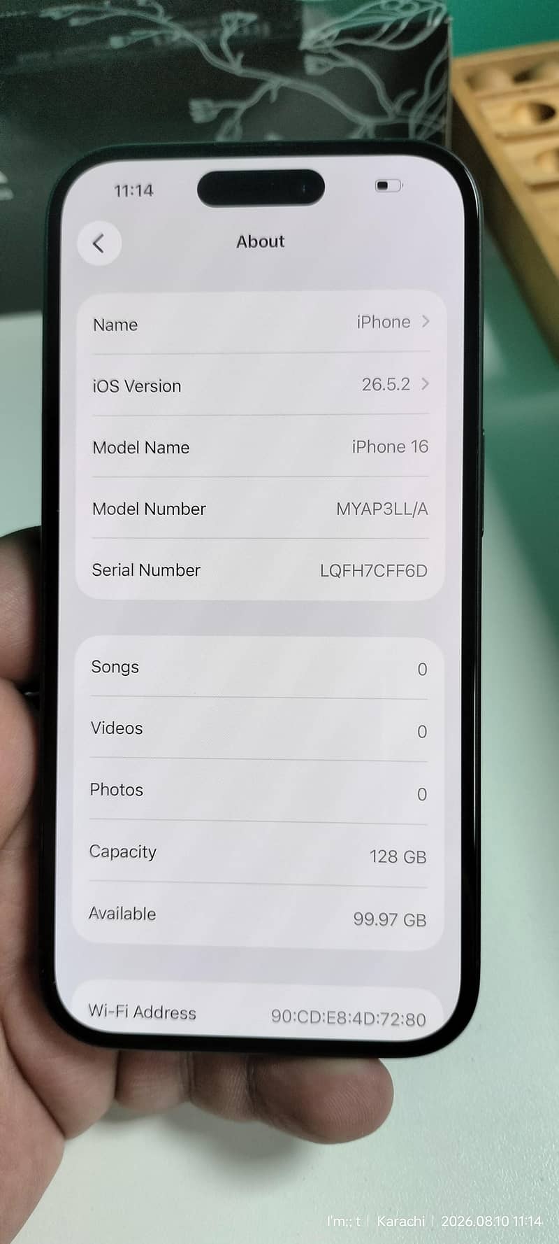 Apple iPhone 16 1