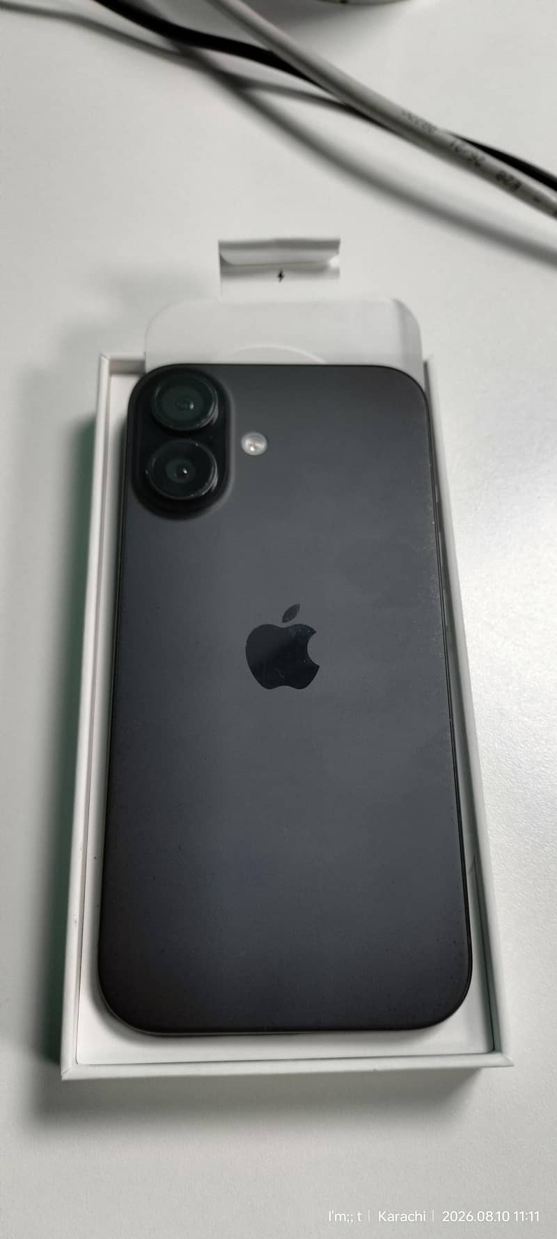 Apple iPhone 16 4