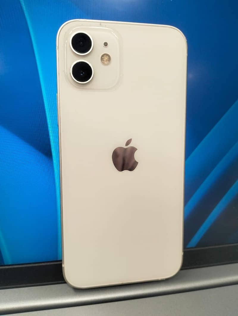 Apple iPhone 12 2