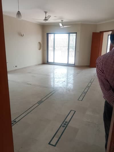 10 Marla Beautiful Upper Portion Available For Rent On Top Location Of DHA Phase 4