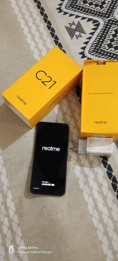 Realme C21