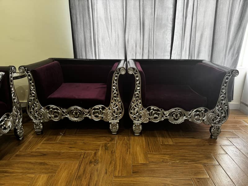 Carving Chinioti Sofa 1