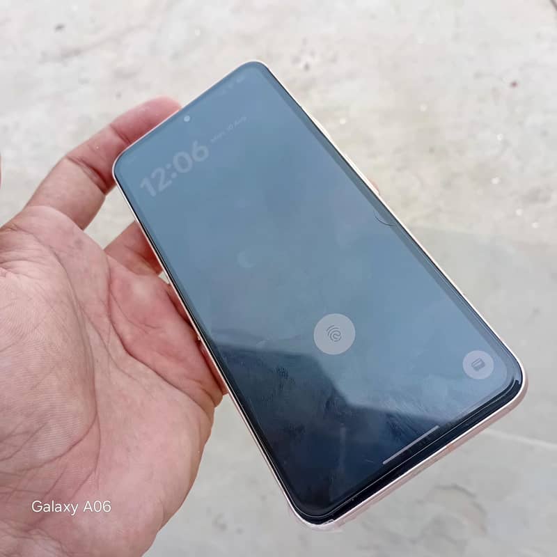 Google Pixel 8 1