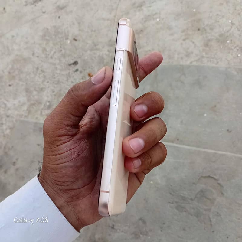 Google Pixel 8 3