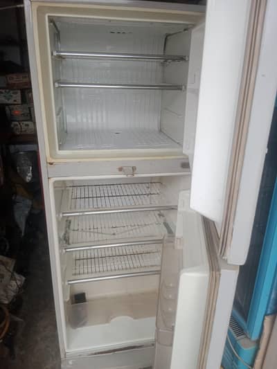 Dawlance refrigerator