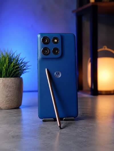 Motorola Moto G Stylus 2025 model with pen