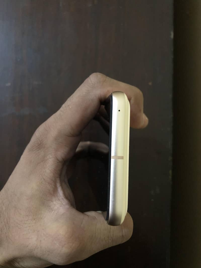 Google Pixel 8 5