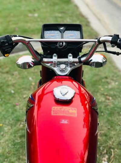 Honda 125cc bike urgent for sale03278130349