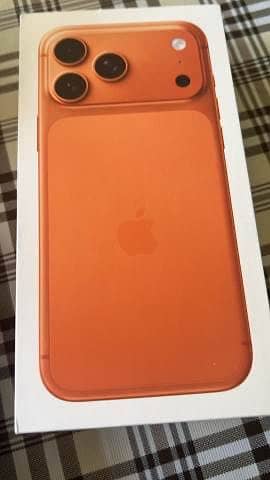 Apple iPhone 17 Pro Max 2