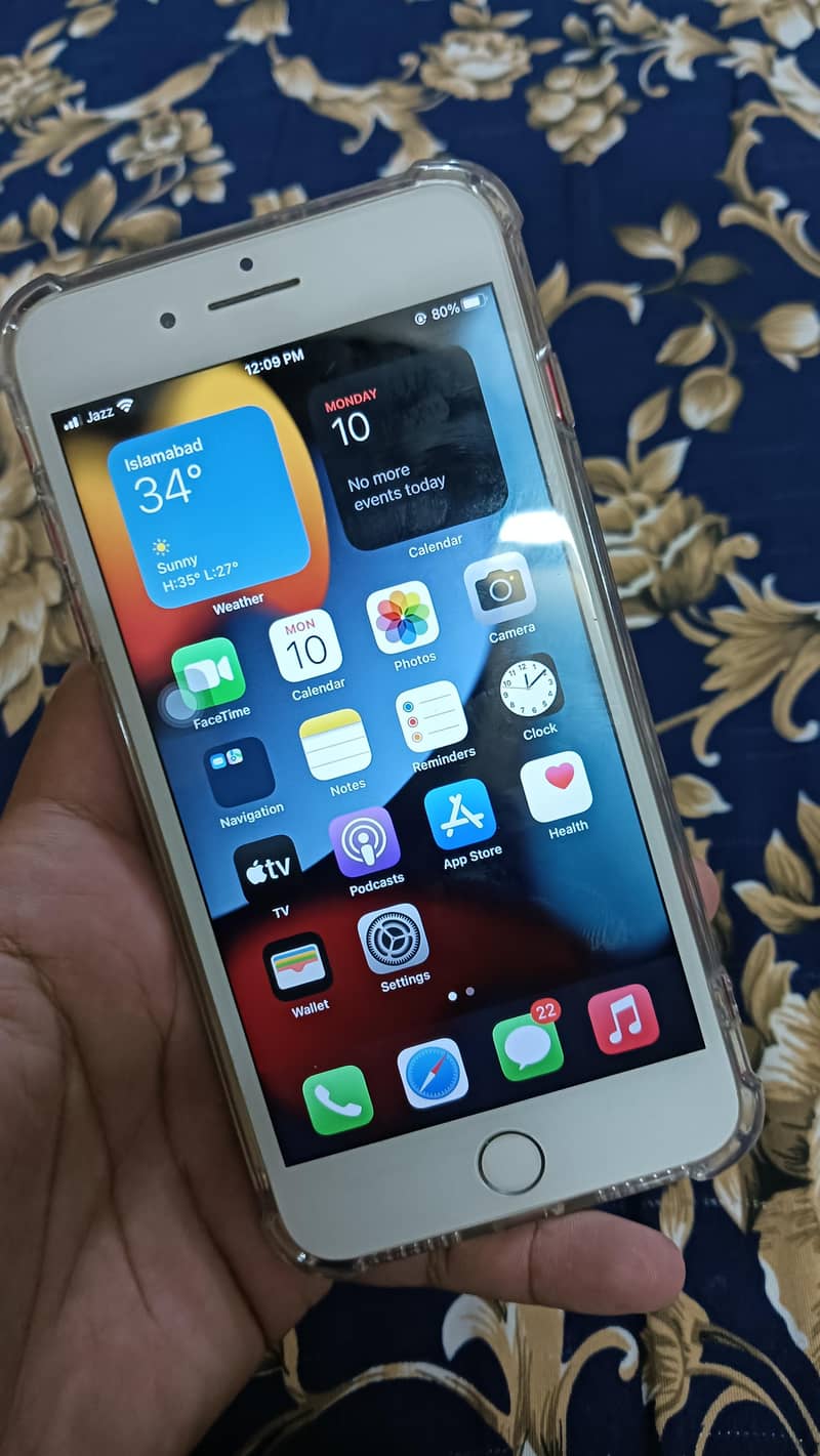 Apple iPhone 7 Plus 0