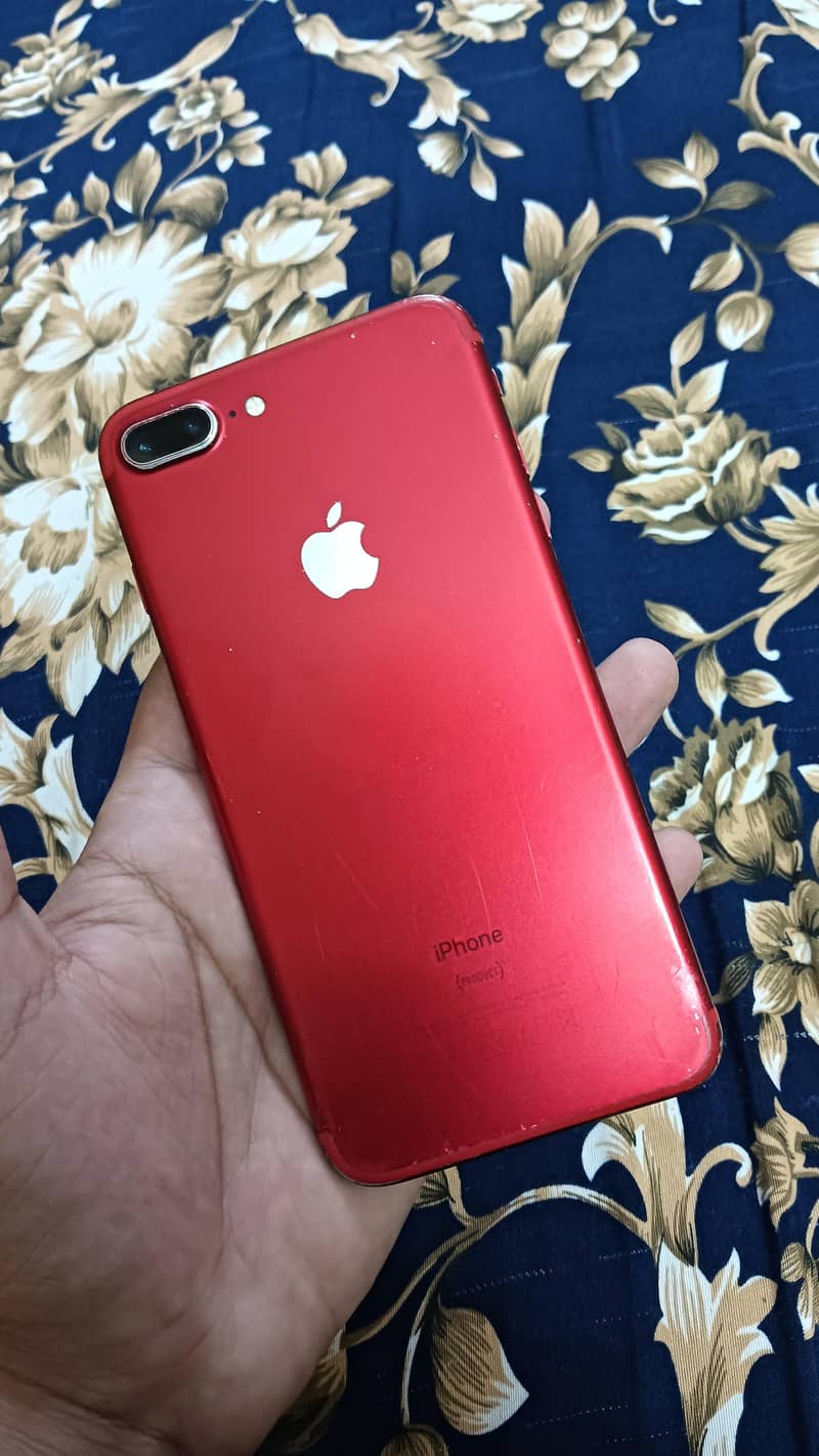 Apple iPhone 7 Plus 2