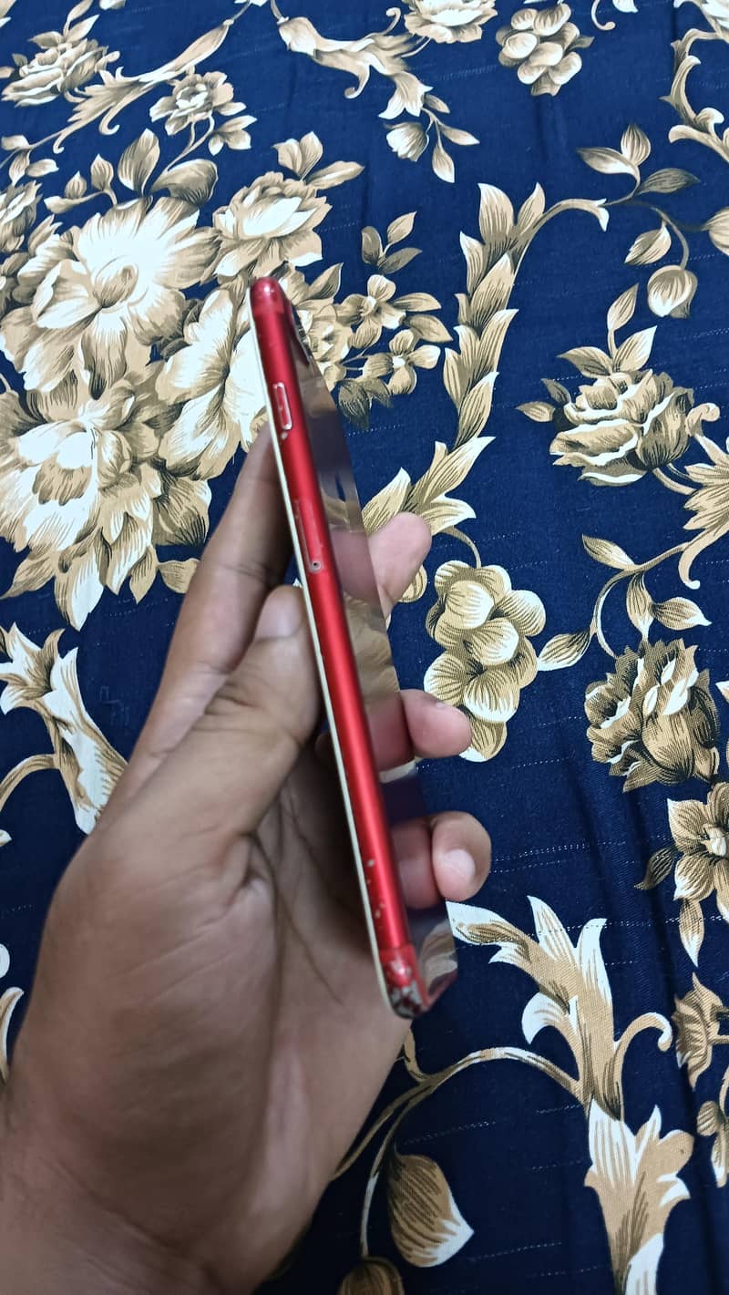 Apple iPhone 7 Plus 3