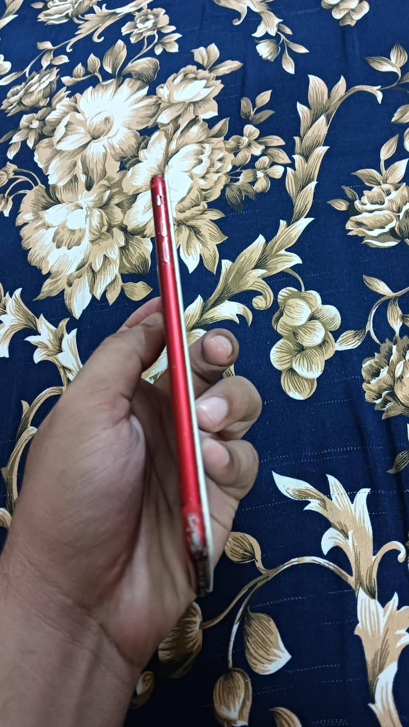 Apple iPhone 7 Plus 4