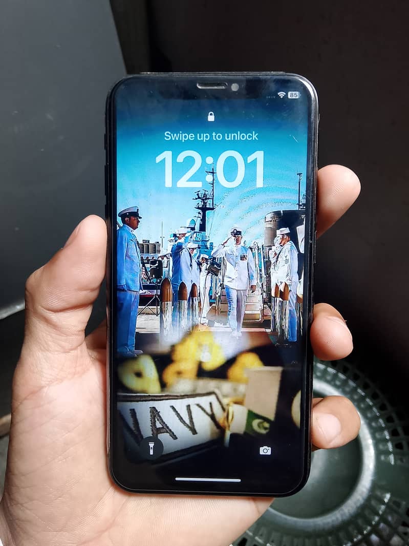 Apple iPhone X 0
