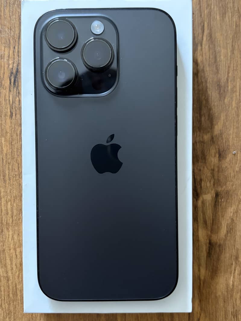 Apple iPhone 14 Pro 0