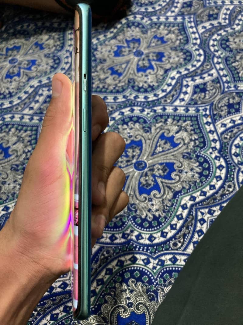 One Plus 8 Pro 6