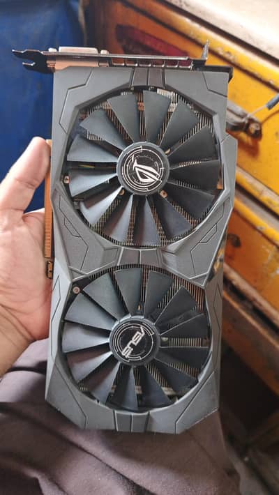 ASUS RX 580 8GB 256 BIT