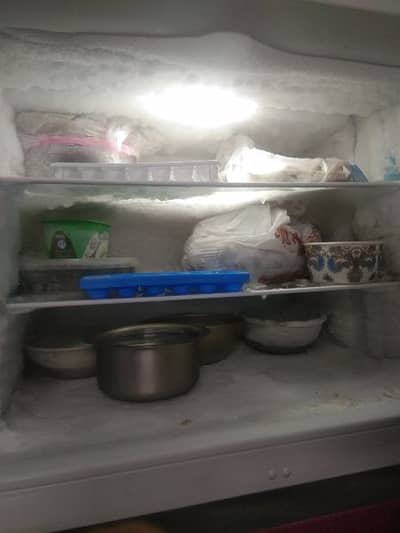 dawlance big jambo size very new all condition and giod rate