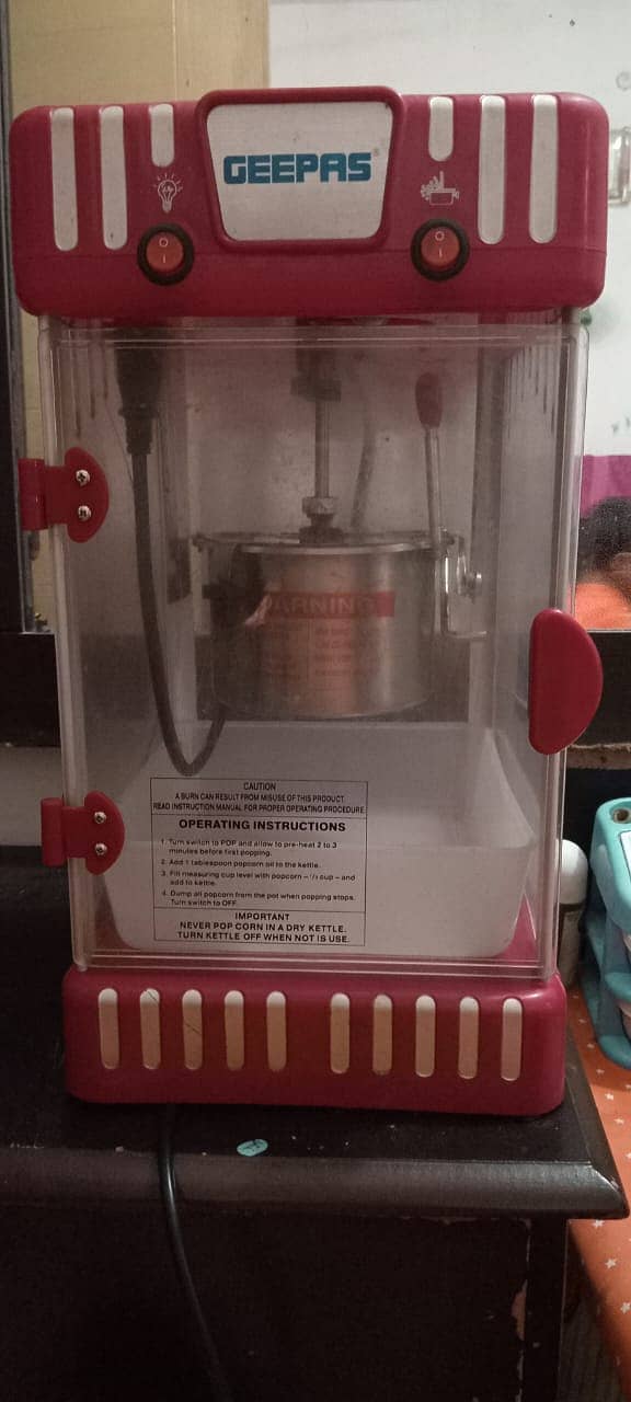 Pop corn maker 0