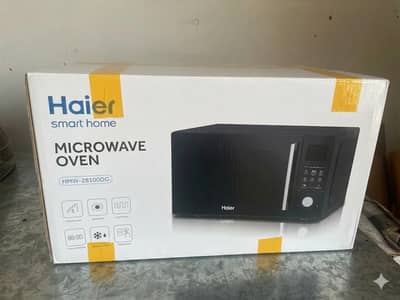Microwave oven with grill