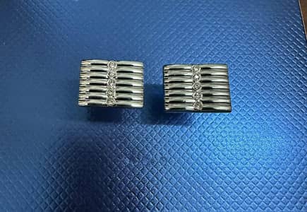 Silver stone stylish cufflinks/stud for men (Whatsapp 03246205446)