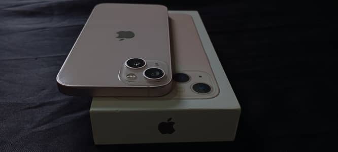 Apple iPhone 13