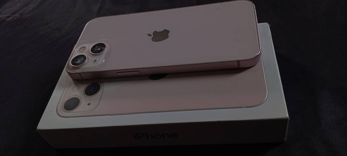 Apple iPhone 13 2