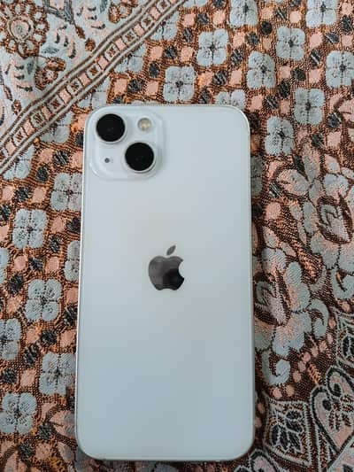 Apple iPhone 13