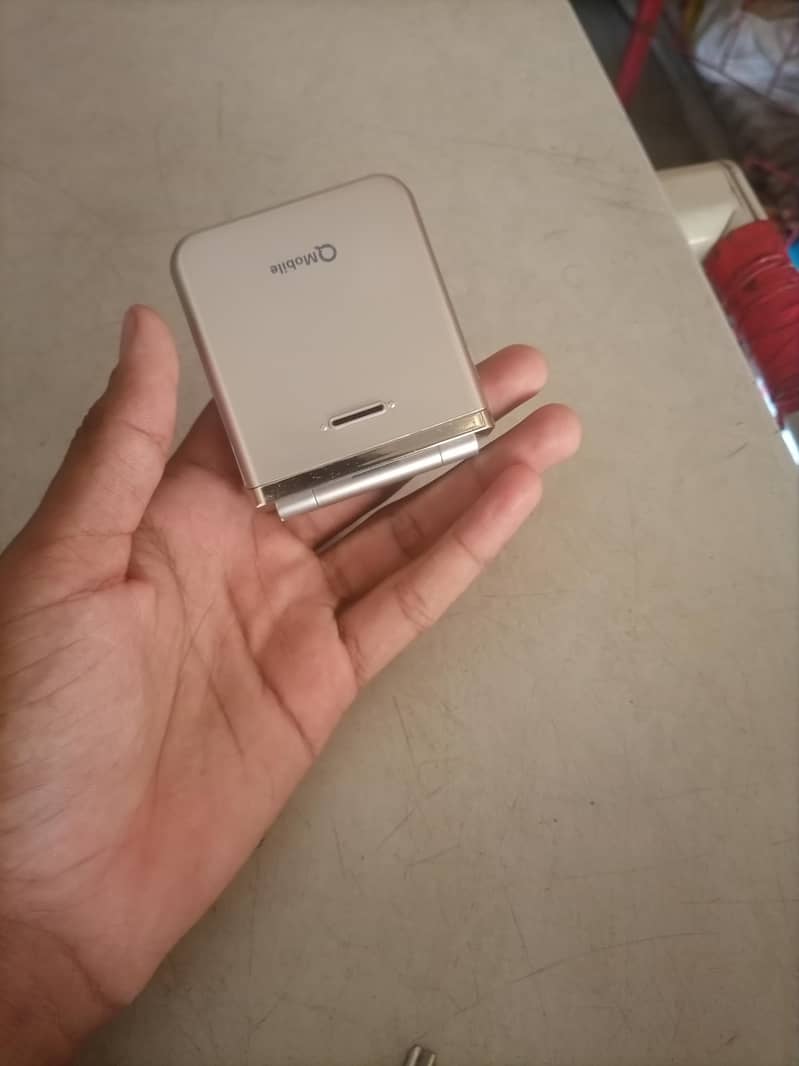 QMobile Qphantom 4