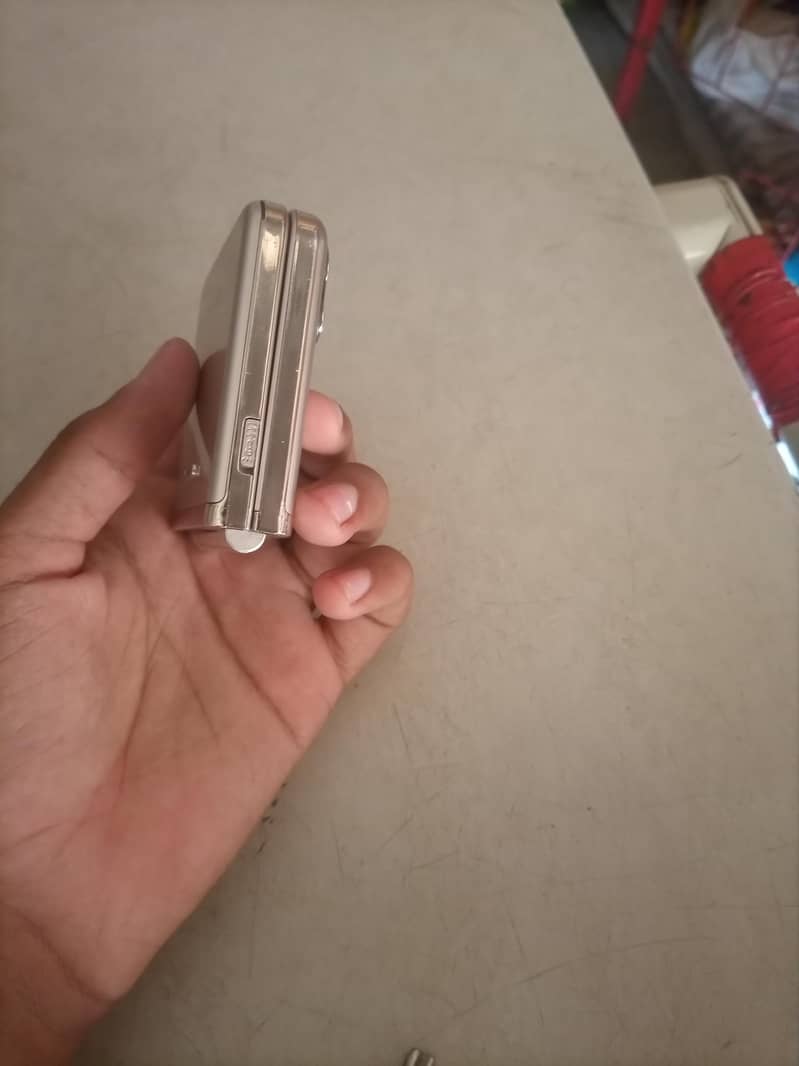 QMobile Qphantom 5