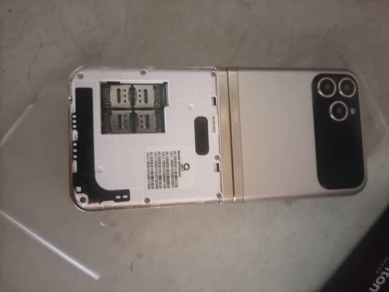 QMobile Qphantom 8