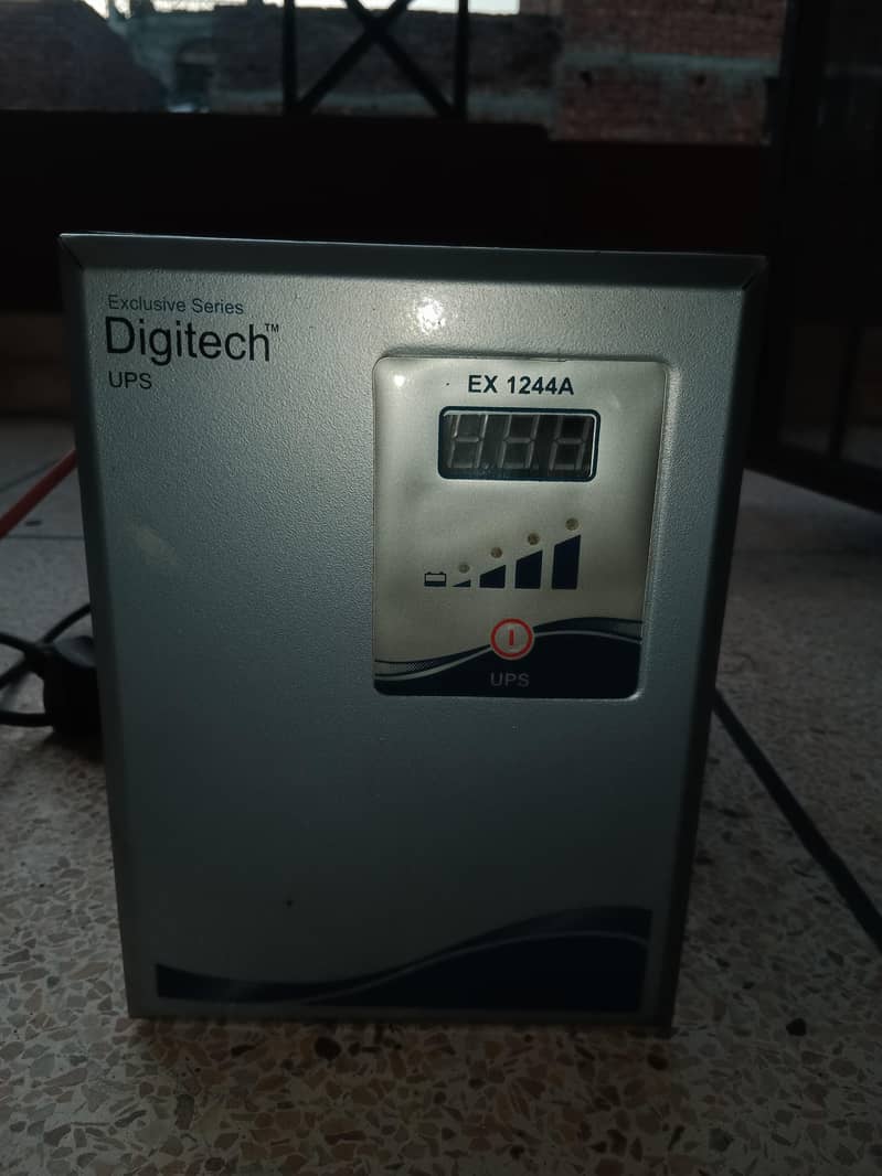 Digitech Ups 4