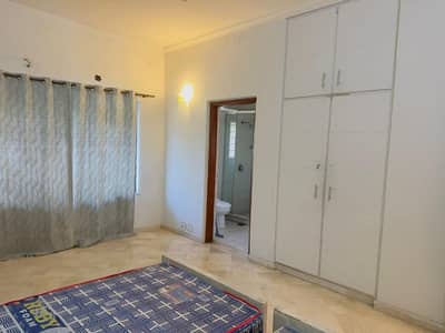 10 Marla Upper Portion In Lake City Meadows Is Available For rent