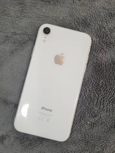 Apple iPhone XR