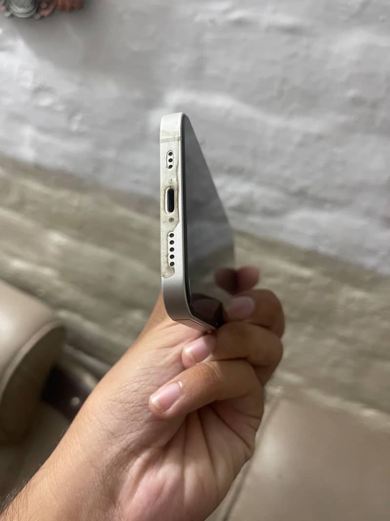 Apple iPhone 12 3