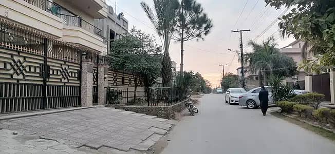 Pwd Executive Hostel  Executive Living for Working Professionals