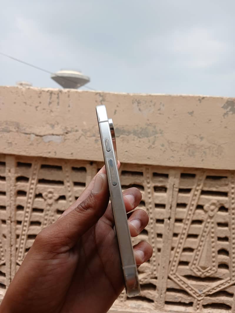 Google Pixel 9 Pro 2