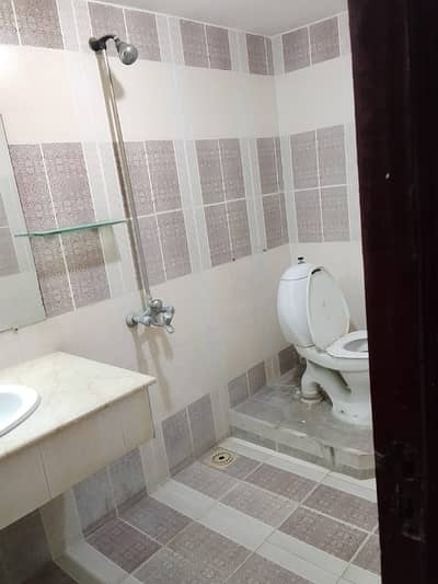 1 kinal uper porshion for rent in Pcsir phase 2