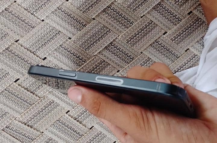 Apple iPhone 14 3