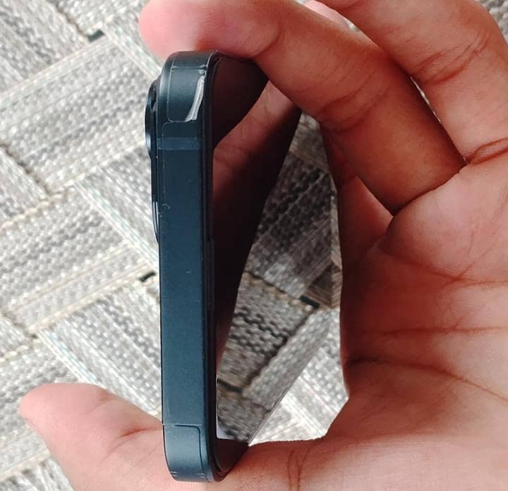 Apple iPhone 14 5