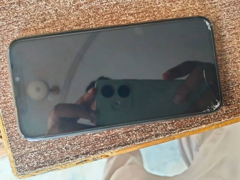Apple iPhone 11 Pro 2