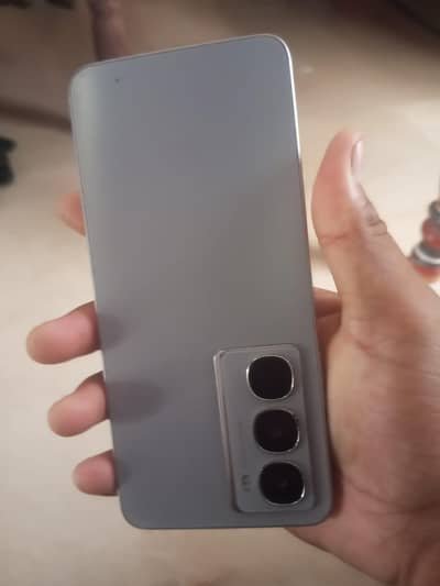 Itel City 100