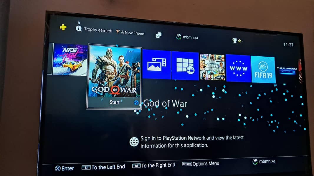 PS4 Slim Console 8