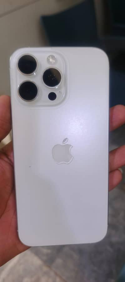 Apple iPhone 16 Pro Max