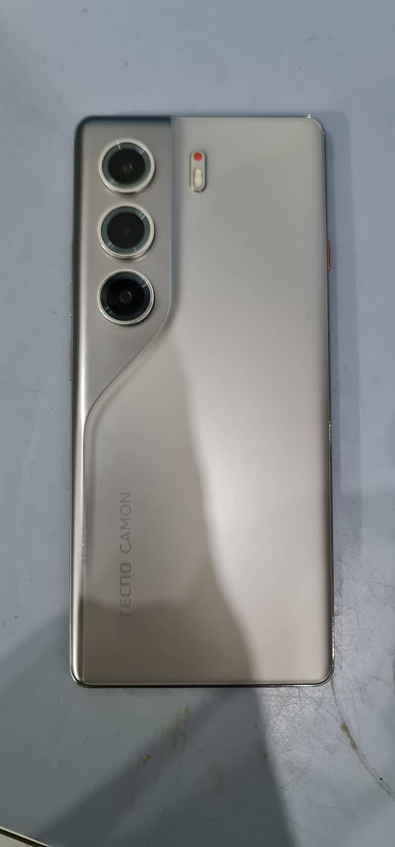 Tecno CAMON 40 Pro 2