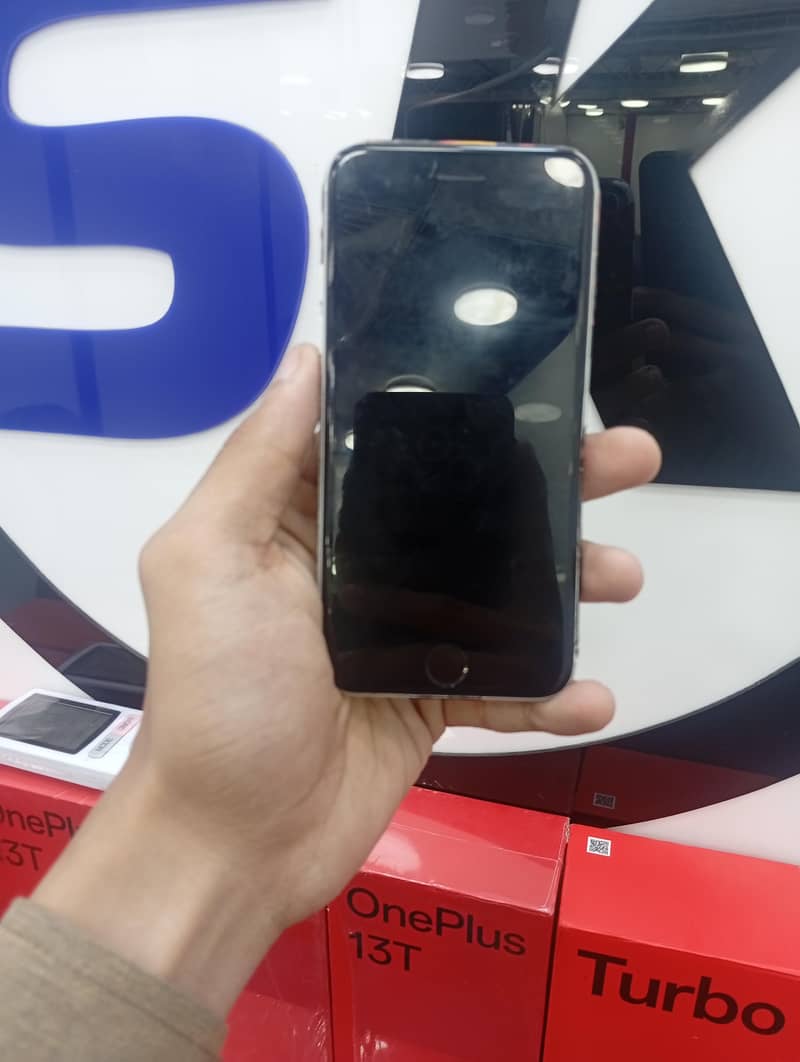 Apple iPhone SE 1