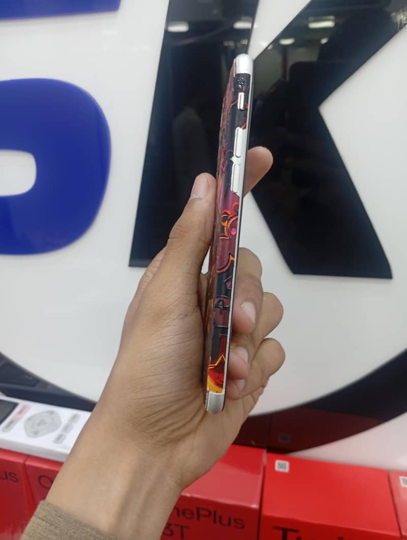 Apple iPhone SE 2