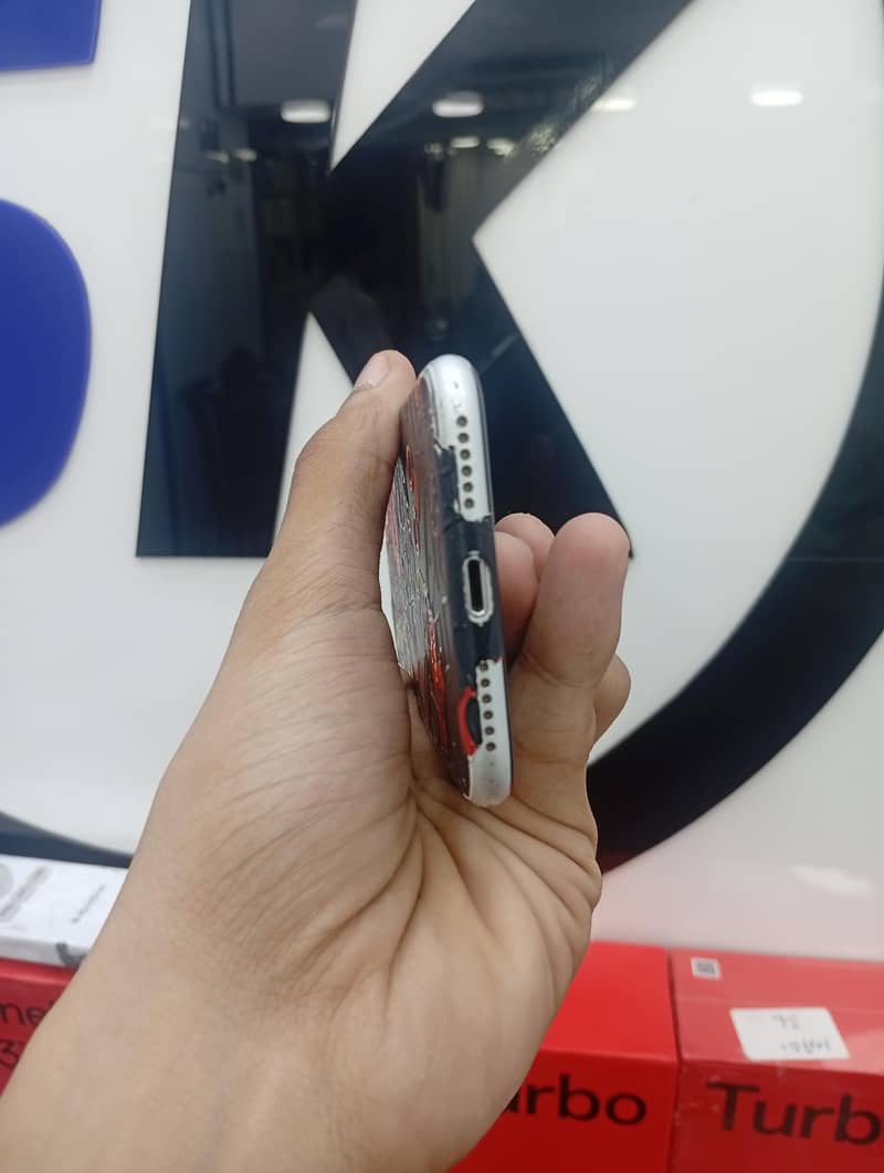 Apple iPhone SE 5