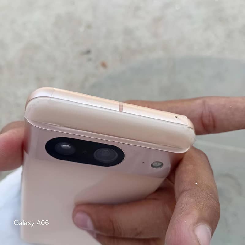 Google Pixel 8 0