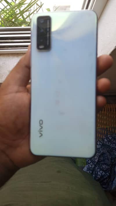Vivo V20
